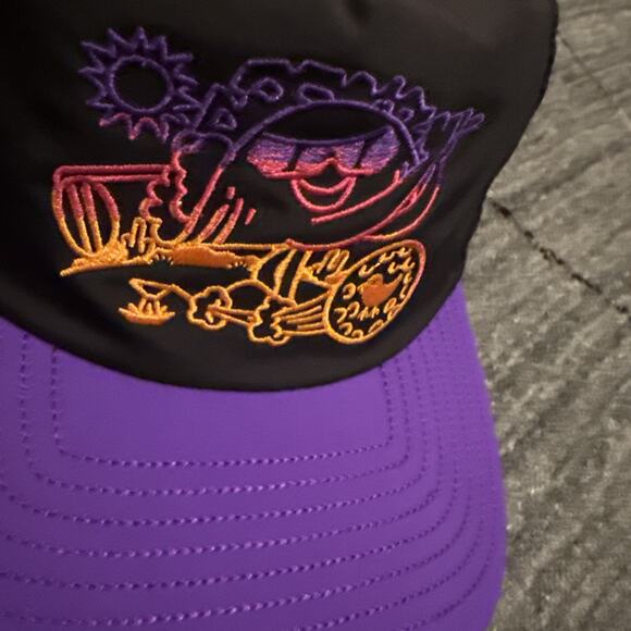Bad Birdie TACO BELL SWING TACO TRUCKER HAT - BLACK - Picture 5 of 5